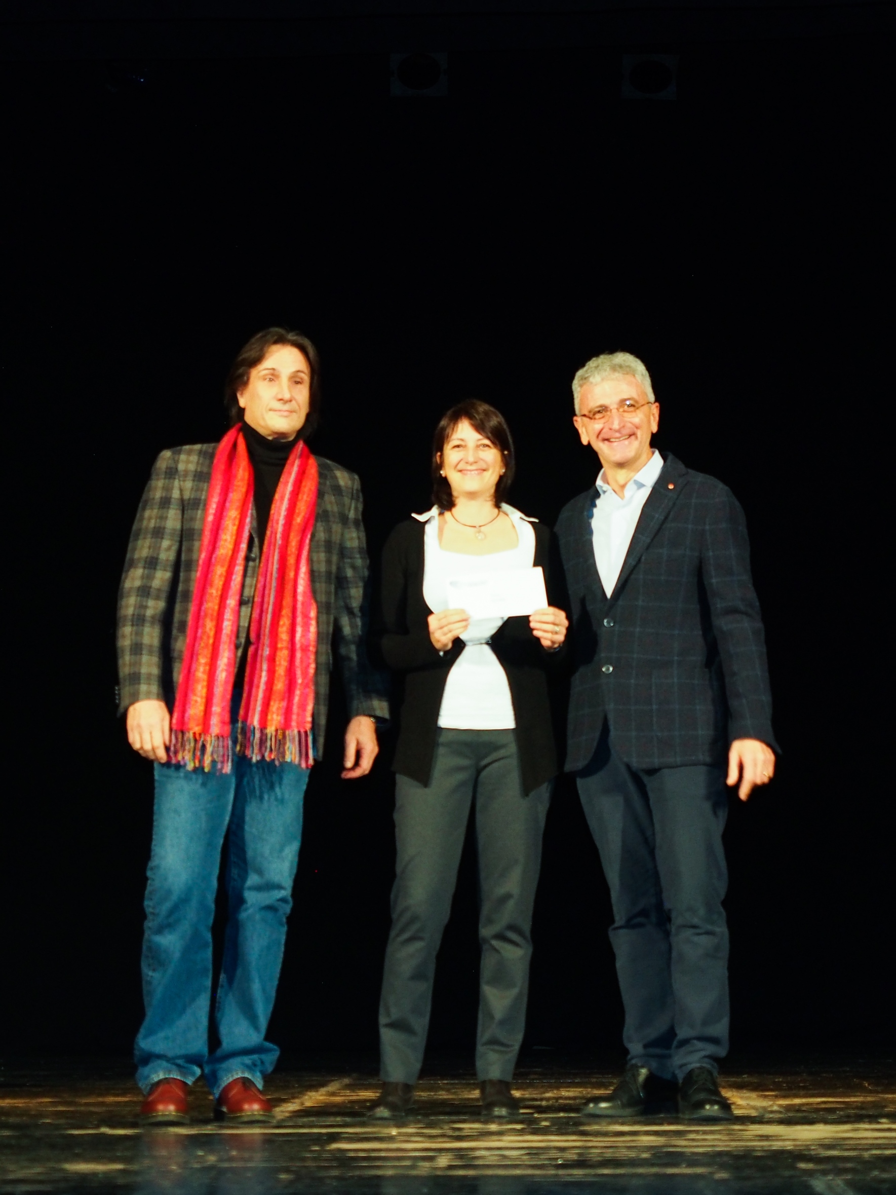 p1010777contr.JPG
