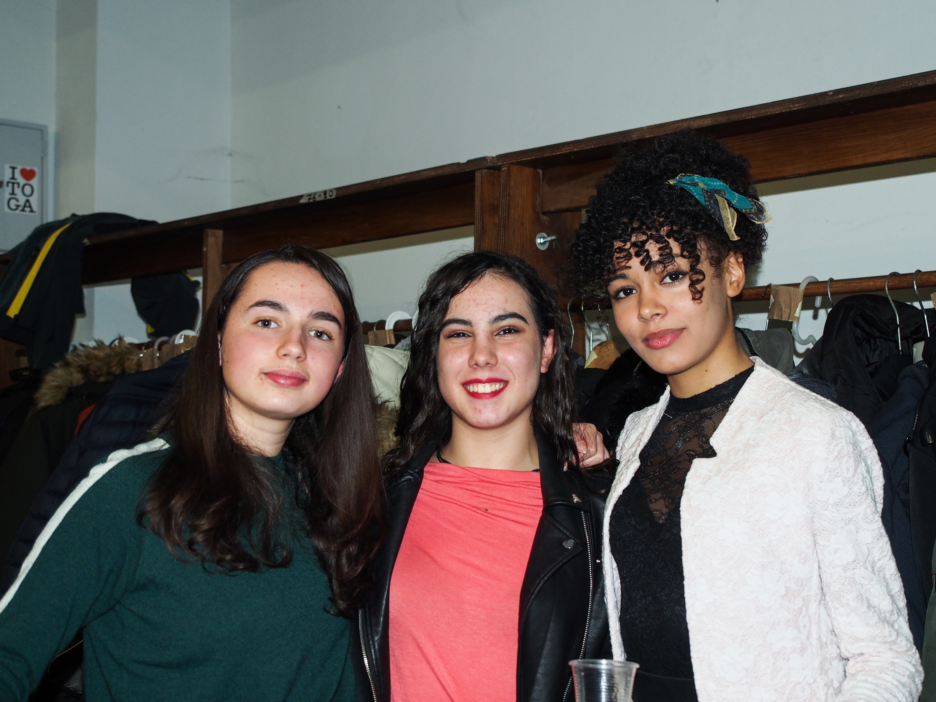p1010890contr.JPG